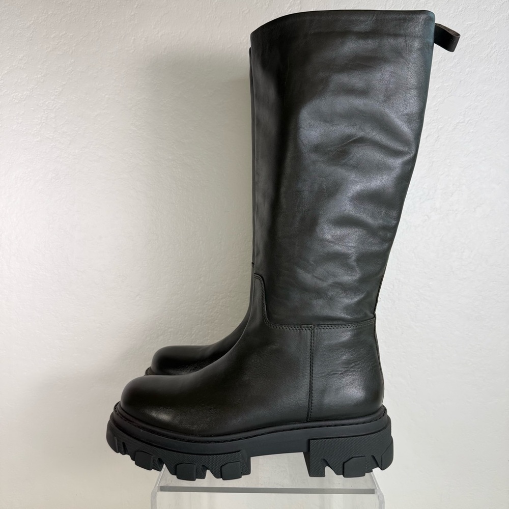 Aqua Private Label Kiki Tall Leather Lug Soles Platform Boots 10 (Fits like 11) - Picture 6 of 16